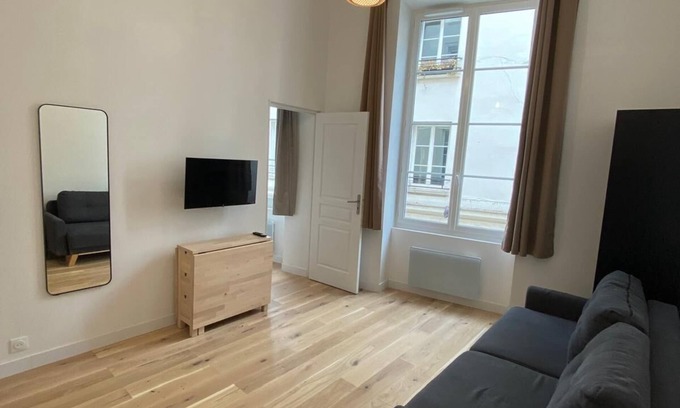 Bonne-Nouvelle Apartment | Studio Poisson 6 Studio-Basic