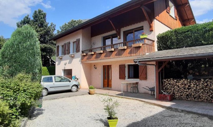 Faverges-Seythenex Apartment | studio pres du lac d'annecy