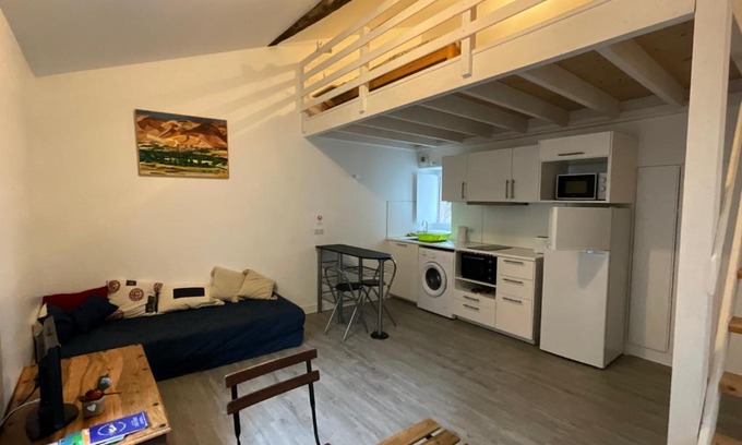 Richebourg - Saint-Clement Apartment | Studio proche cathédrale