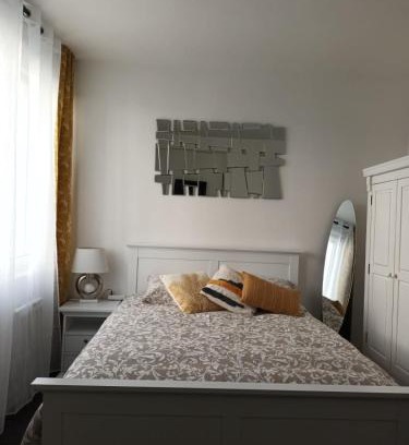 Cote Ouest Ormeaux Apartment | Studio proche du centre