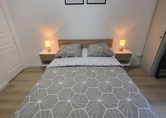 Vernon Apartment | Studio proche gare Vernon Giverny terrasse Parking