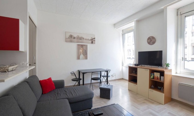 Jean-Medecin Apartment | Studio Promenade - Welkeys