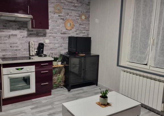 Betheniville Apartment | Studio Quai 1 Voie A parking gratuit