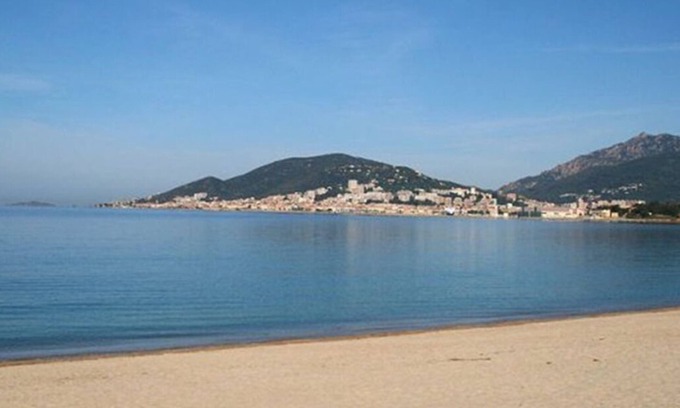 Bastelicaccia Apartment | STUDIO RENTAL WITH SEA VIEW