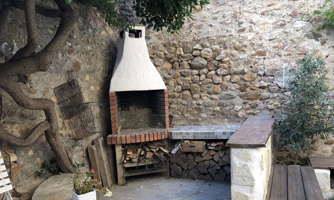 Villemolaque Apartment | Studio Romantique Avec Bain Nordique et BBQ à 10min de Thuir