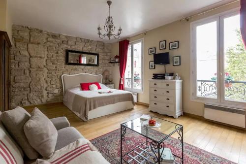 4th Arrondissement Apartment | Studio Saint Louis en Ile
