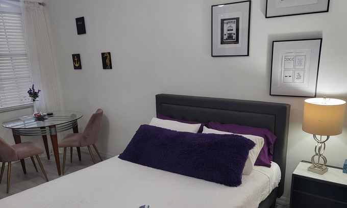 Longwood Run House | Studio - Separate Entrance with Bathroom, Parking, Quiet