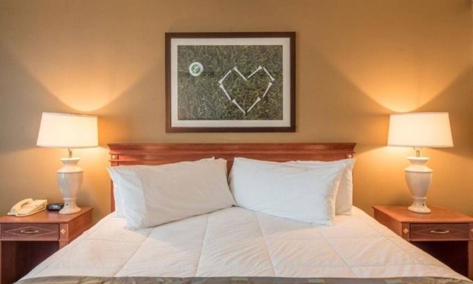 Cheat Lake Apartment | Studio Serenity at Lakeview: Where Golf Meets Comfort