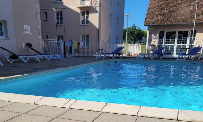 La Roche-Posay Apartment | Studio Tout Équipé à 200 m de la Cure Thermale Dans Résidence Avec Piscine