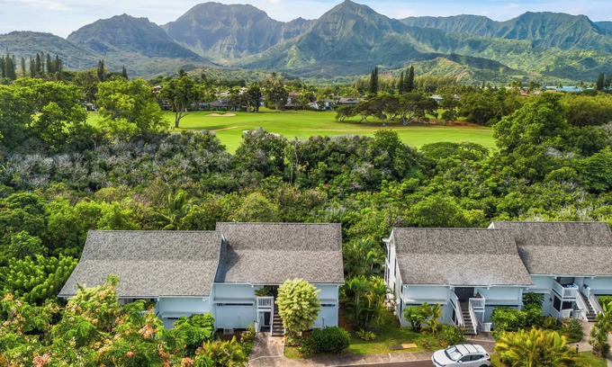 Princeville Condo | Studio with AC, lanai, and mountain views. Steps from the ocean with beach gear!