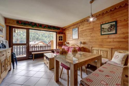 Le Grand-Bornand Apartment | Studio with balcony in the center of the village