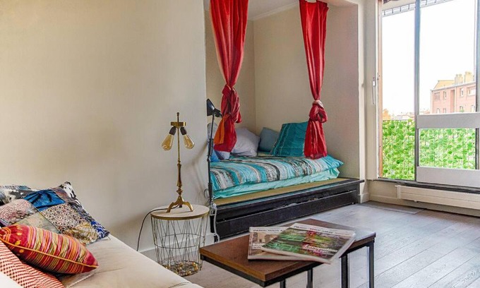 Quartier du Petit-Montrouge Apartment | Studio with Balcony