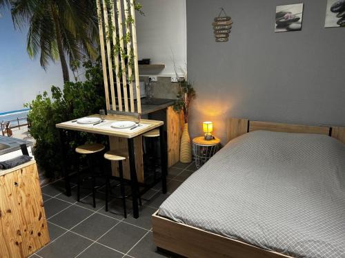 Brignoles Apartment | studio2