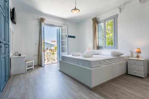 Skopelos Apartment | Studios Andromache