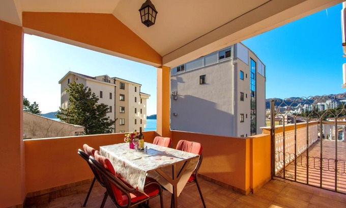 Rafajlovici Apartment | Studios Dragana