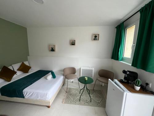 Sannois Apartment | Studios privatifs avec vue sur Jardin