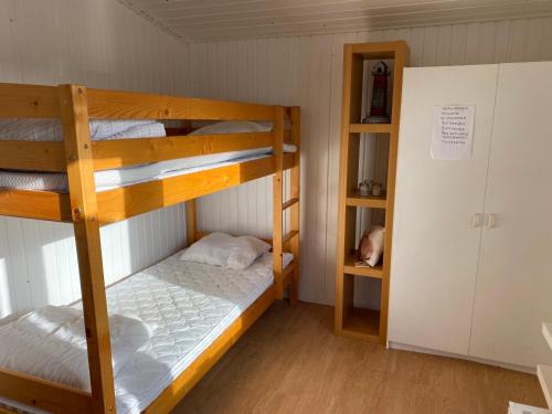 Angered Apartment | Stuga nära naturen och nära stan