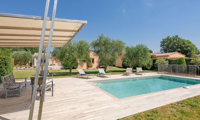 Saint-Cezaire-sur-Siagne House | Stunning private villa for 6 people with WIFI, private pool, TV, terrace, pets allowed and parking