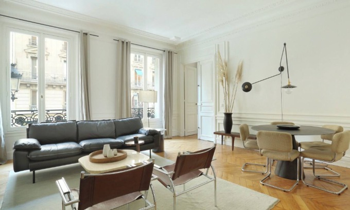 Palais-Royal Apartment | Stunning 1 bed Louvre home w/washing machine and dishwasher