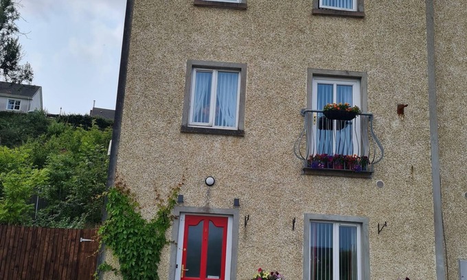 Carrick-on-Shannon Apartment | Stunning 1-Bed Apartment in Carrick-On-Shannon