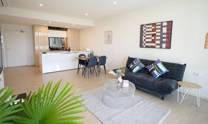 Sydney Olympic Park Apartment | Stunning 2 bedroom APT in Wentworth point
