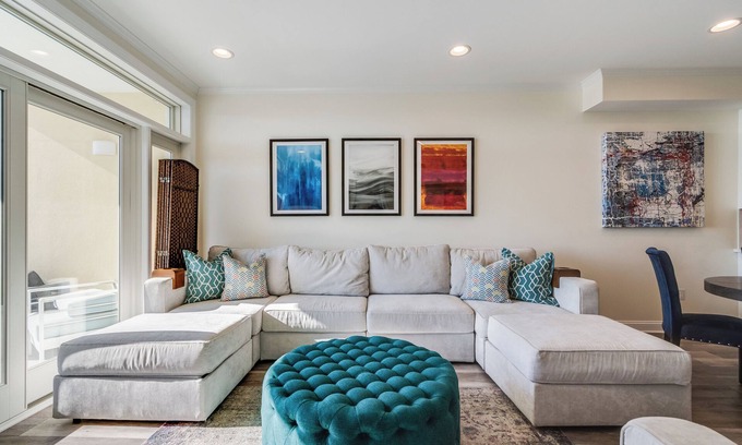 Dewey Beach Condo | Stunning 2 bedroom with pool