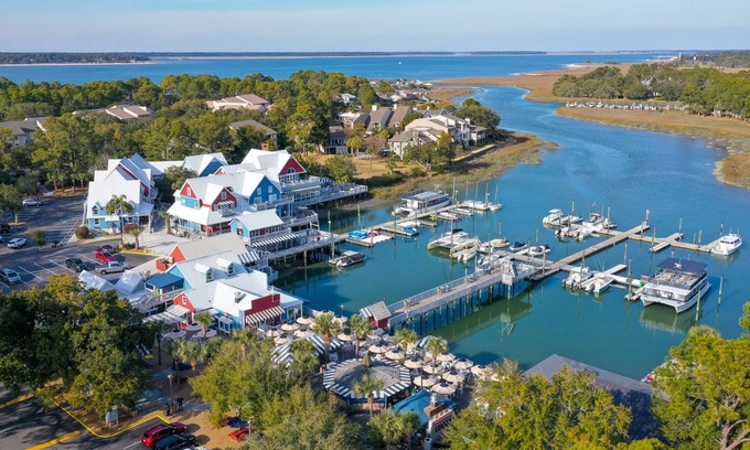 South Beach Condo | STUNNING 2BR VILLA STEPS FROM BEACH IN SOUTH BEACH WITH SUNRISES HILTON HEAD