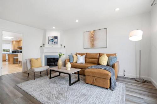 Daly City House | Stunning 2BR w/1BA Home near BART