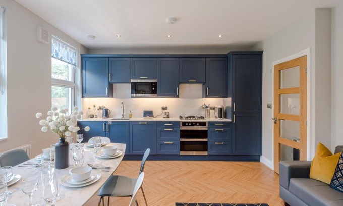 West Hampstead Apartment | Stunning 3 Bed Duplex Apartment in the heart of West Hampstead