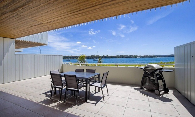 Batemans Bay Apartment | Stunning 3-Bed Unit with Bayside Views