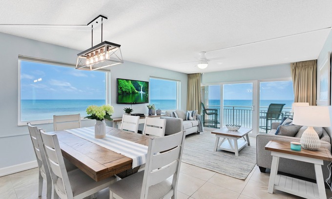 Satellite Beach Condo | Stunning 3-Bed Penthouse with Panoramic Ocean Views & Hot Tub 🌊