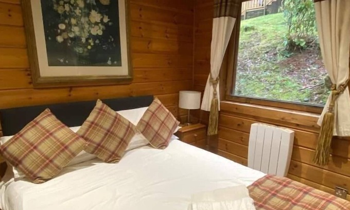 Portsonachan House | Stunning 3 Bedroom Lodge with Sauna