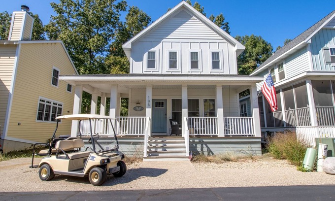 Michigan City House | Stunning 4 Bedrm in Beachwalk Resort Near Playground