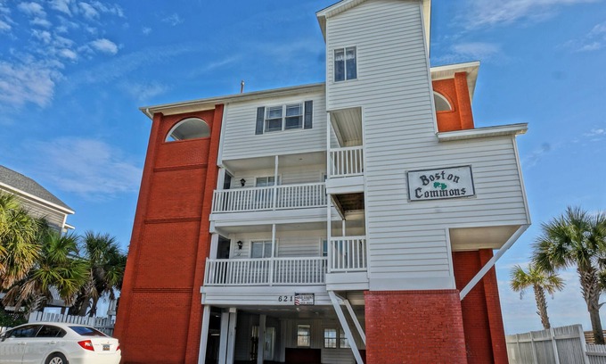Surfside Beach Condo | Stunning 5 Bedroom/5 Bath Penthouse w/Amazing Oceanviews!