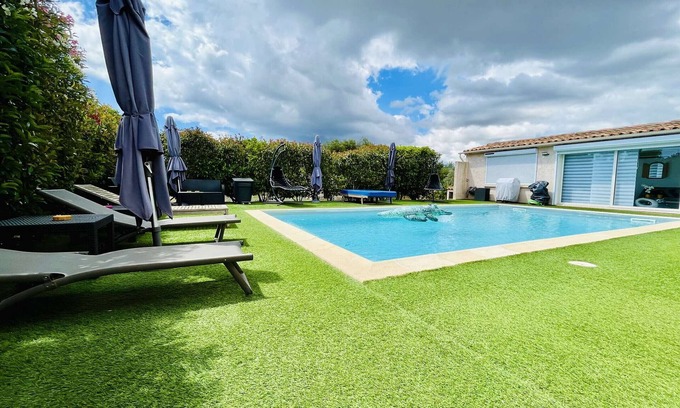 Porto-Vecchio House | Stunning 5-Bedroom Villa with Private Pool, 5 min from Porto-Vecchio, Air-Con and Parking