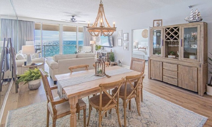 Navarre Beach Condo | ☀️🌊 🏖️Stunning 5 Star Gulf Front 5th Floor, Regency Building 🌊☀️🏖️