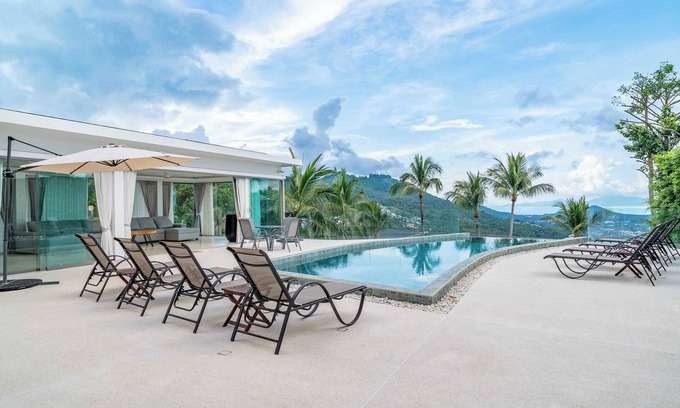 Lamai Villa | Stunning 6-bedroom retreat with mesmerizing sea views, saltwater infinity pool, and rooftop solarium