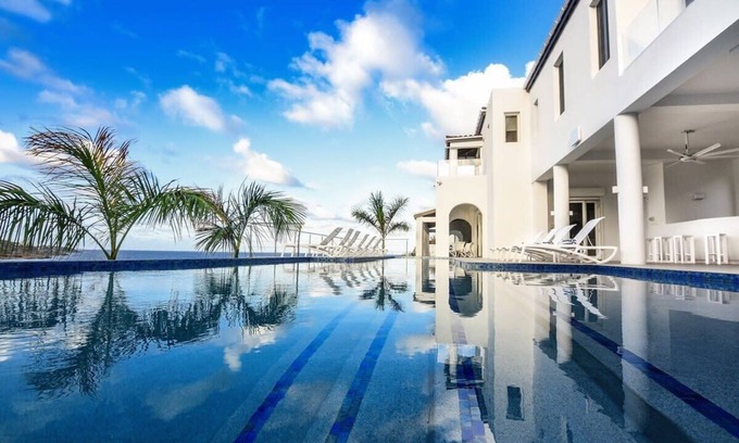 Upper Prince's Quarter Villa | stunning 6 bedroom oceanfront luxury property in St Maarten