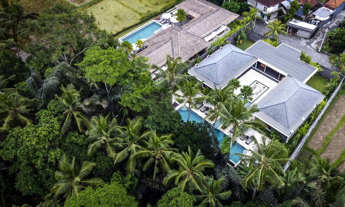 Kutuh Kaja Villa | Stunning 6 BR Paradise w Infinity Pool Jungle View