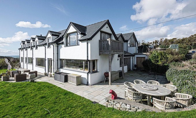 Llanengan House | Stunning Abersoch Home with Hot Tub and Ocean Views