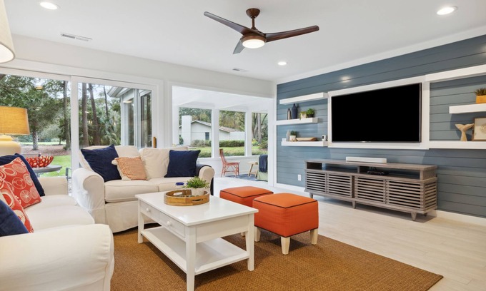 Sea Pines Villa | Stunning and back on the market, Pet friendly, 2 free bikes