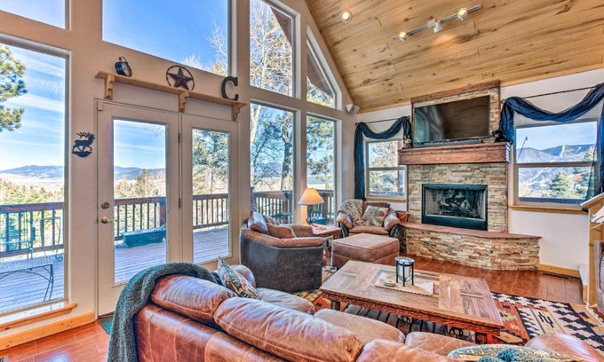 Angel Fire House | Stunning Angel Fire Home with Views 3 Mi to Slopes