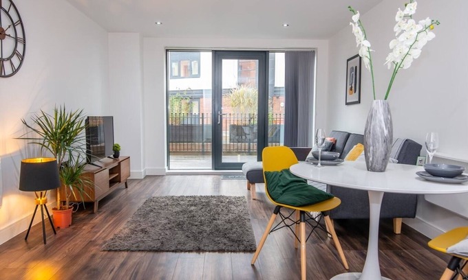 Convention Quarter Apartment | Stunning Apartment in Birmingham