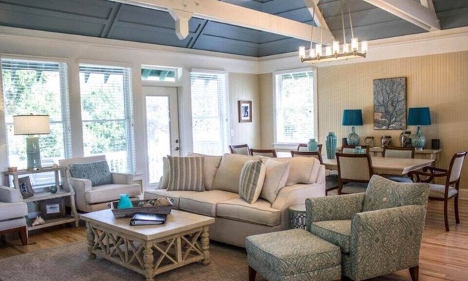 Bald Head Island House | Stunning Bald Head Island Hammocks Cottage