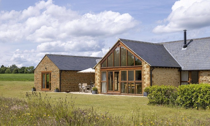 Hook Norton Cottage | Stunning barn conversion - Hook Norton Barn