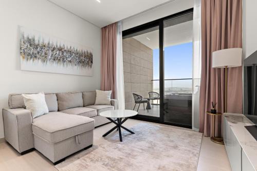 Downtown Dubai Apartment | Stunning Brand New Studio with Private Jacuzzi