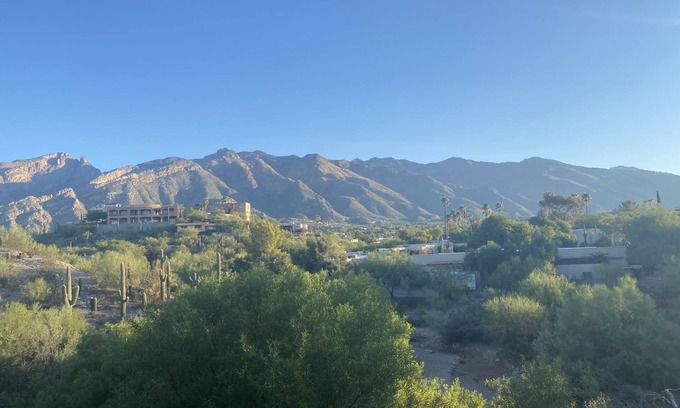 Tucson Condo | Stunning Catalina Mountain Views.
