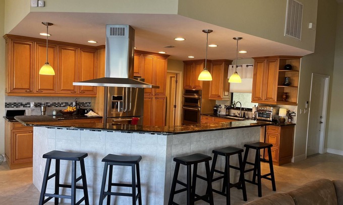 Biggar House | Stunning Cross Creek Single - 3BR - 3BA