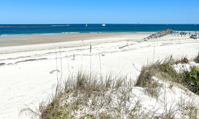 New Smyrna Beach Condo | Stunning Direct Oceanfront Unit With Gorgeous Views