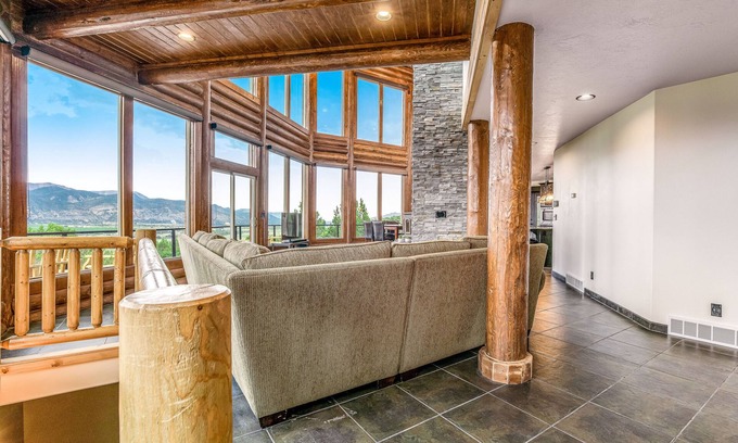 Cedar City House | Stunning dog-friendly home on 40 acres with fireplace - near Zion National Park